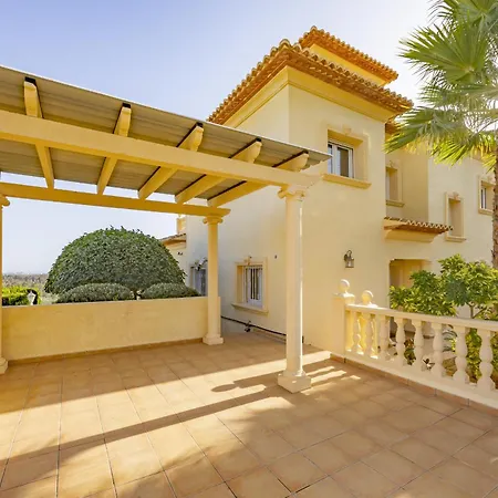 Paz - Plusholidays * Κάλπε