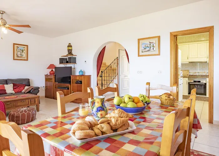 Paz - Plusholidays Κάλπε