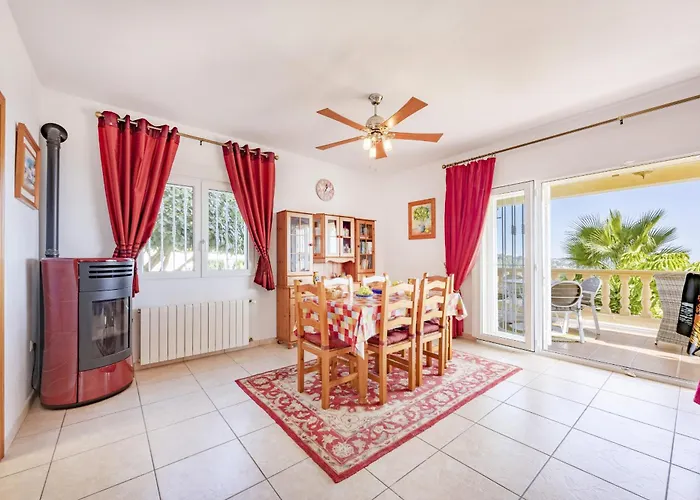 Βίλα Paz - Plusholidays