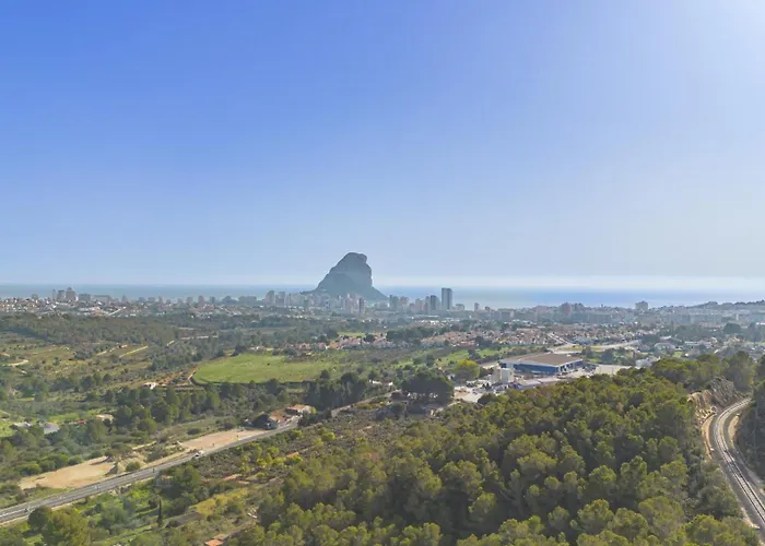 Paz - Plusholidays *